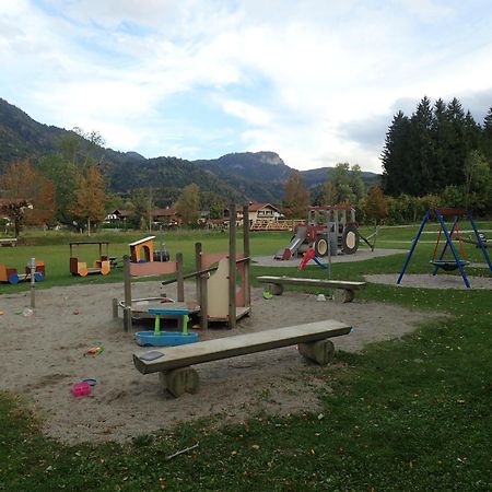 Chiemgauferienwohnungen - Stierschneiderhof ウンターヴォッセン エクステリア 写真